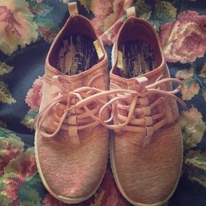 Rue21 Rose Gold Pink Trainer Shoes